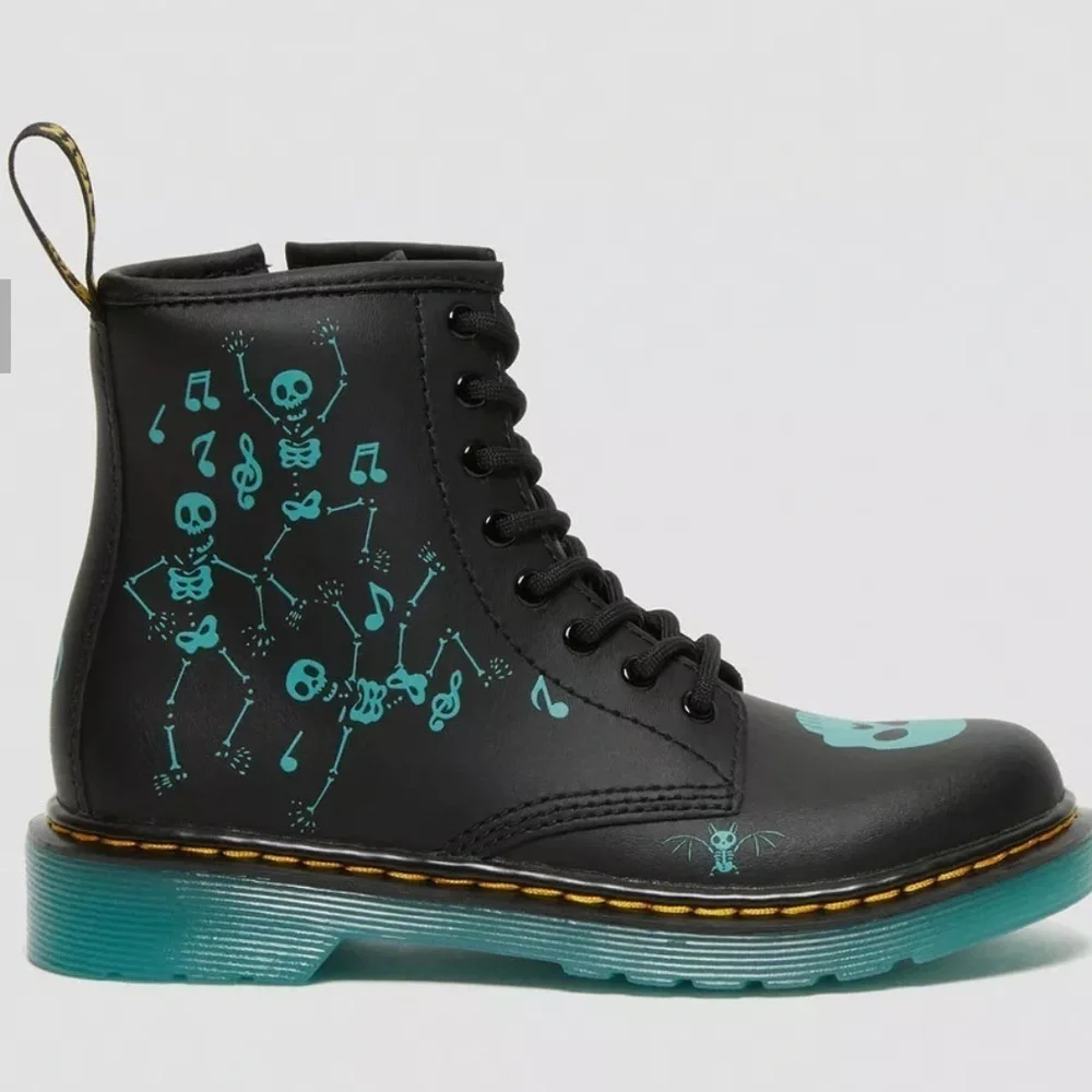 DR. MARTEN Kids Glow in the Dark Skeleton Combat Style Boots Skelly Print Hydro